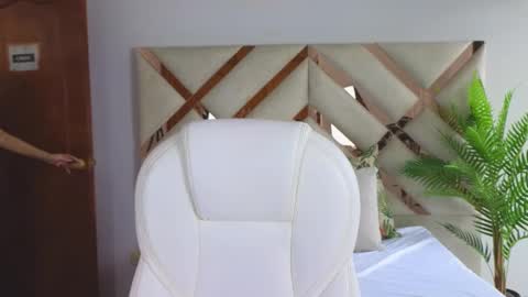 Snapshot of maiaa_ruiz chatting on March 10, 2025, 1:21 pm Maiaa Ruiz online show from March 10, 2025, 1:21 pm