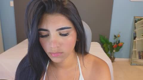 Snapshot of maiaa_ruiz chatting on October 18, 2025, 3:09 am Maiaa Ruiz online show from October 18, 2025, 3:09 am