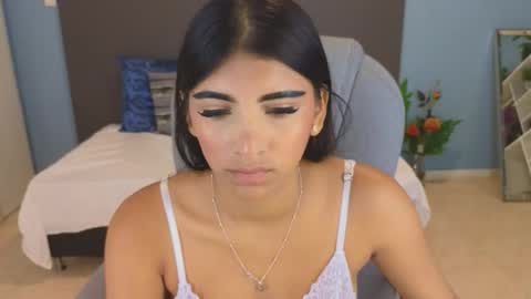 Snapshot of maiaa_ruiz chatting on October 29, 2025, 3:36 pm Maiaa Ruiz online show from October 29, 2025, 3:36 pm