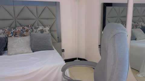 Snapshot of maiaa_ruiz chatting on November 15, 2025, 2:57 pm Maiaa Ruiz online show from November 15, 2025, 2:57 pm