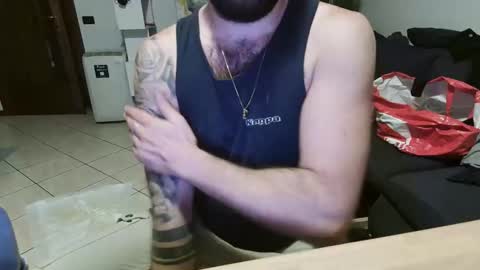 maialinofriuli online show from September 21, 2025, 11:50 pm