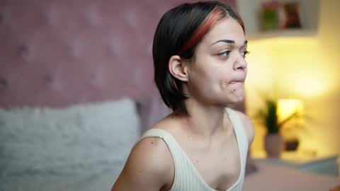  Maia  online show from January 18, 2026, 7:50 pm