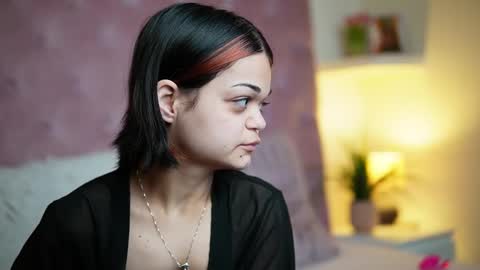  Maia  online show from February 25, 2026, 11:14 pm