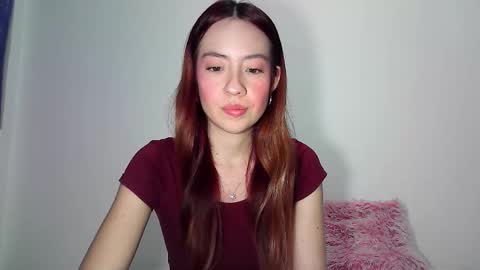 Snapshot of maiarosse_ chatting on October 28, 2025, 1:53 am MaiaRosse  online show from October 28, 2025, 1:53 am