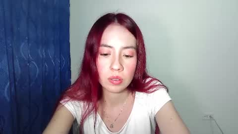 Snapshot of maiarosse_ chatting on June 11, 2026, 2:33 am MaiaRosse online show from June 11, 2026, 2:33 am