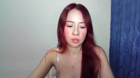 Snapshot of maiarosse_ chatting on July 4, 2026, 2:07 am MaiaRosse online show from July 4, 2026, 2:07 am