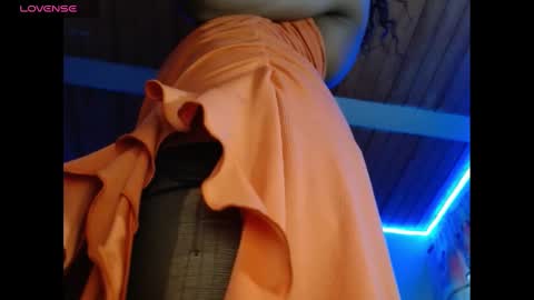 Bella Maidi online show from January 23, 2025, 1:56 pm