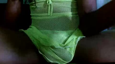 Bella Maidi online show from February 7, 2025, 3:30 pm