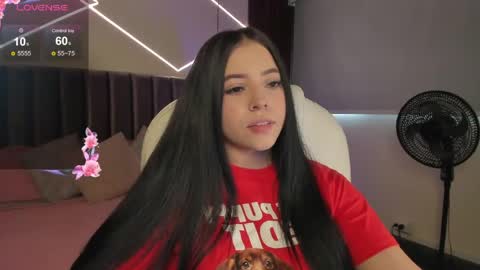 Snapshot of maiiitee_ chatting on May 17, 2026, 4:36 pm Mait online show from May 17, 2026, 4:36 pm