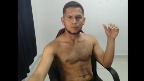 Snapshot of maik_135 chatting on September 21, 2025, 1:40 am maicol online show from September 21, 2025, 1:40 am