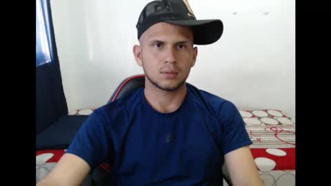 Snapshot of maik_135 chatting on October 19, 2025, 9:48 pm maicol online show from October 19, 2025, 9:48 pm