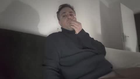 maikel_castel81 online show from March 3, 2026, 1:23 am