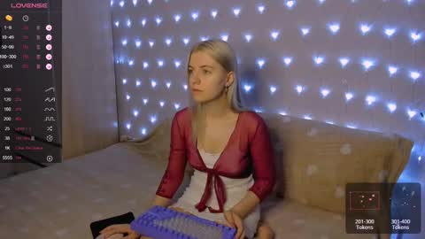 Your kitty online show from January 10, 2025, 3:37 pm