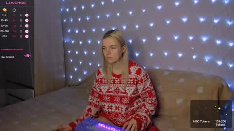 Your kitty online show from March 5, 2025, 4:02 pm