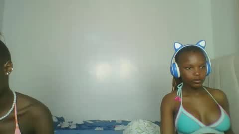 Snapshot of maira_luv1 chatting on January 12, 2026, 8:03 pm maira luv1 online show from January 12, 2026, 8:03 pm