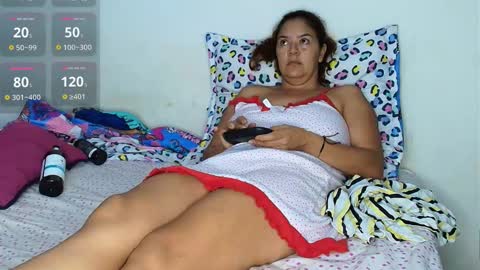 Snapshot of maira_milf chatting on October 21, 2025, 10:49 am Maira online show from October 21, 2025, 10:49 am