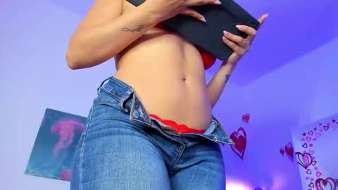 Snapshot of maithe_022 chatting on February 21, 2026, 7:04 pm mai online show from February 21, 2026, 7:04 pm