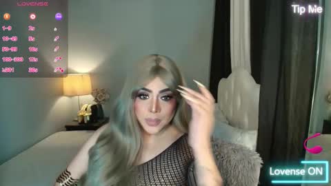 majestydannaxx online show from November 23, 2025, 3:28 am