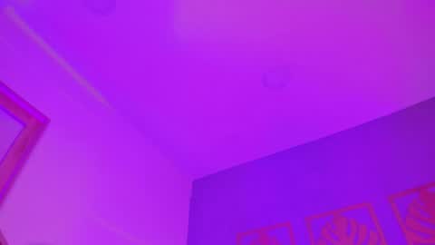 MAJO ROSE  online show from May 28, 2026, 7:33 pm