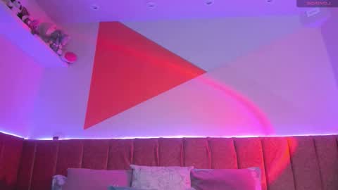 Snapshot of majoogomez chatting on February 16, 2026, 10:55 am Majo Gomez online show from February 16, 2026, 10:55 am