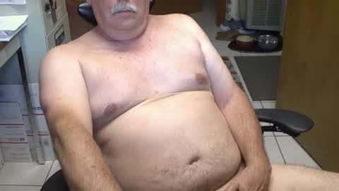 majormike34 online show from April 19, 2026, 8:55 pm