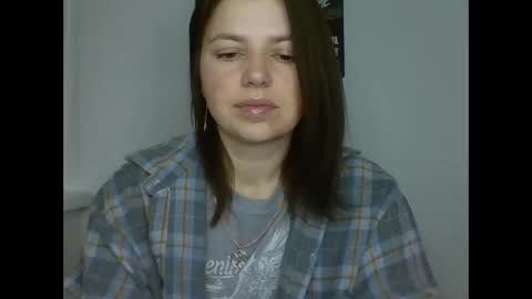 make_mesmile online show from April 7, 2026, 6:30 pm