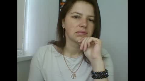 make_mesmile online show from April 18, 2026, 5:55 am