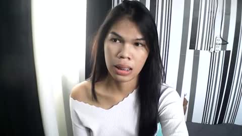 Snapshot of makekeanacum chatting on December 15, 2024, 5:45 am SWEET KEANA online show from December 15, 2024, 5:45 am