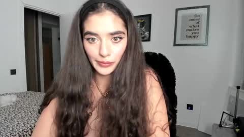 Goddess  Onlyfansportraitmarie online show from January 26, 2025, 5:34 pm