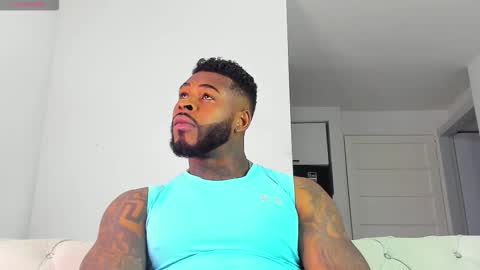 Snapshot of makonneen chatting on March 15, 2026, 11:55 pm Makonnen online show from March 15, 2026, 11:55 pm