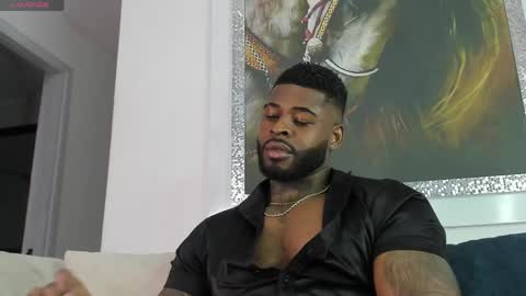 Snapshot of makonneen chatting on May 21, 2026, 10:06 pm Makonnen online show from May 21, 2026, 10:06 pm