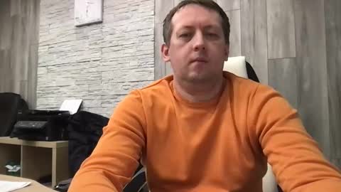 Snapshot of maks199402 chatting on January 19, 2026, 10:30 am maksoffice online show from January 19, 2026, 10:30 am