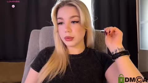 maksisisia online show from March 11, 2026, 11:49 am