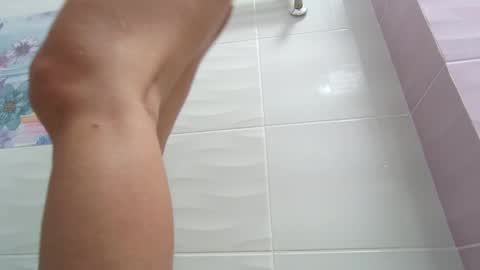 Snapshot of makulato chatting on February 13, 2025, 4:39 pm Maya online show from February 13, 2025, 4:39 pm