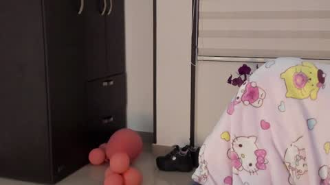 Snapshot of mal_norma chatting on December 11, 2024, 10:38 pm Mal Norma online show from December 11, 2024, 10:38 pm