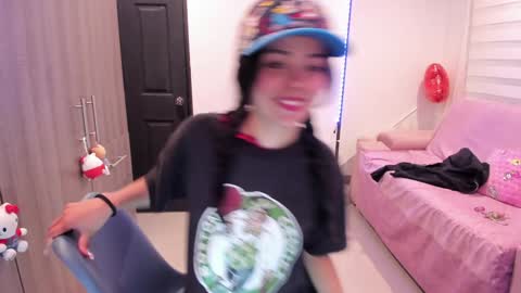 Snapshot of mal_norma chatting on January 30, 2025, 11:34 pm Mal Norma online show from January 30, 2025, 11:34 pm