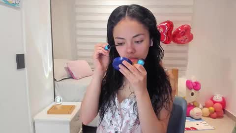 Snapshot of mal_norma chatting on December 14, 2025, 2:17 am Mal Norma online show from December 14, 2025, 2:17 am