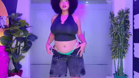   online show from October 21, 2025, 12:17 pm