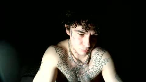 Snapshot of malcolmlow chatting on January 25, 2025, 11:22 pm MalcolmLow online show from January 25, 2025, 11:22 pm