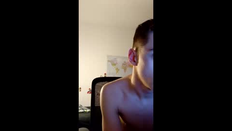 male20y online show from May 5, 2026, 12:18 am