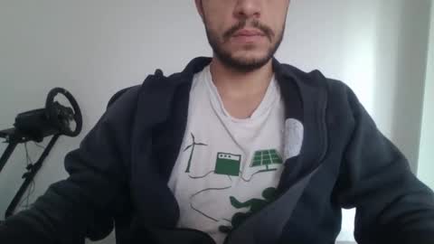 Snapshot of maleboyz chatting on January 12, 2025, 7:32 am Boybi online show from January 12, 2025, 7:32 am