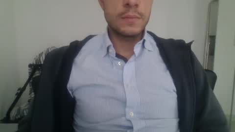 Snapshot of maleboyz chatting on January 23, 2025, 12:19 pm Boybi online show from January 23, 2025, 12:19 pm