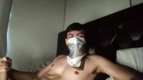 Snapshot of malekthick chatting on May 2, 2026, 5:40 pm malekthick online show from May 2, 2026, 5:40 pm