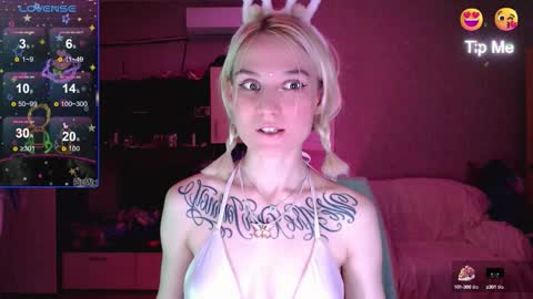 Snapshot of mali_sia chatting on October 6, 2025, 1:36 am Mischelle online show from October 6, 2025, 1:36 am