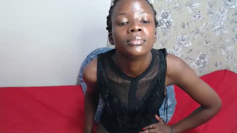 lati online show from December 18, 2025, 2:12 pm