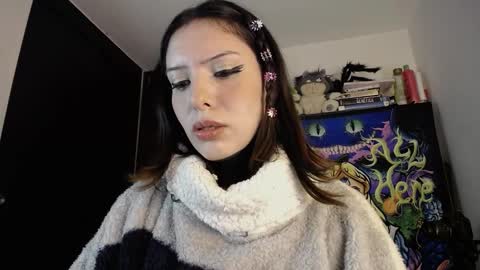 Alice Asylum online show from December 14, 2025, 2:06 am