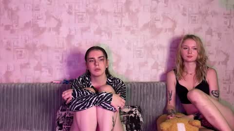 Malinka online show from September 20, 2025, 7:04 pm