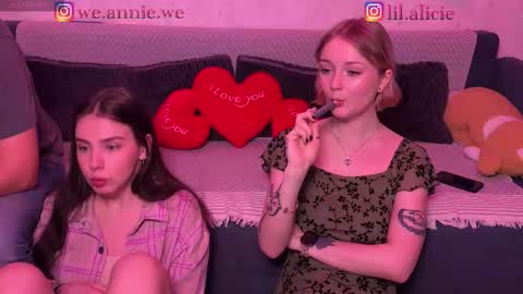 Snapshot of maliinka chatting on February 17, 2026, 7:31 pm Malinka online show from February 17, 2026, 7:31 pm