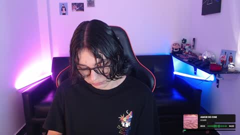 Snapshot of malik_harrison_ chatting on December 5, 2024, 2:11 pm Malik online show from December 5, 2024, 2:11 pm