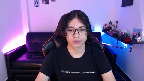 Snapshot of malik_harrison_ chatting on December 9, 2024, 3:11 pm Malik online show from December 9, 2024, 3:11 pm